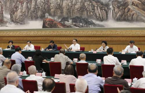 李克强:让科技人员合理合法富起来