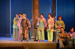 黄梅戏大剧《半个月亮》在肥精彩上演