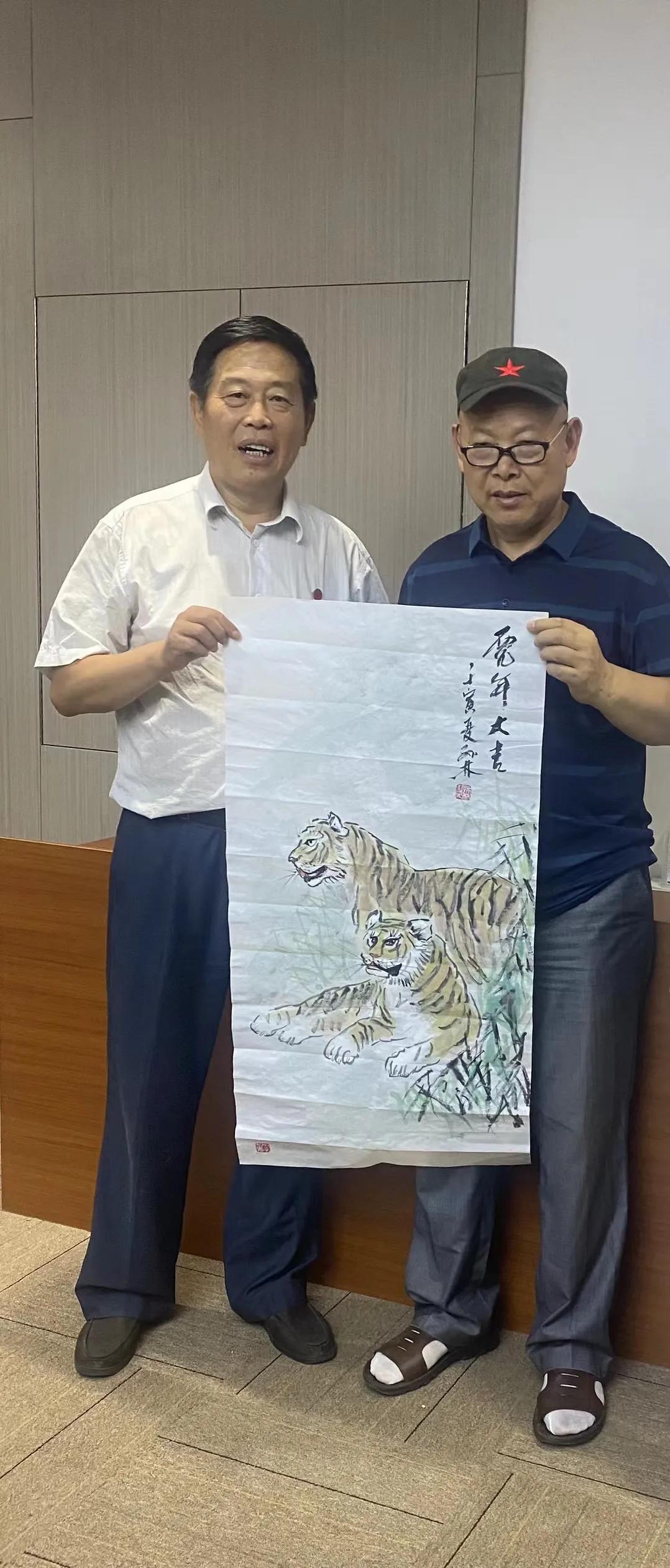 东方诗书画院创作笔会喜迎党的生日